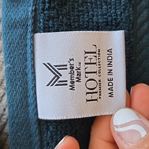 2Pack wash hand towel size 13x13. Dark Teal - Picture 2 of 3